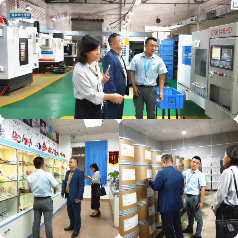東晟密封總經理帶客戶參觀密封圈加工現場